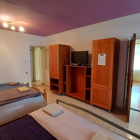 Homestay Laci Maganszallashely Debrecen