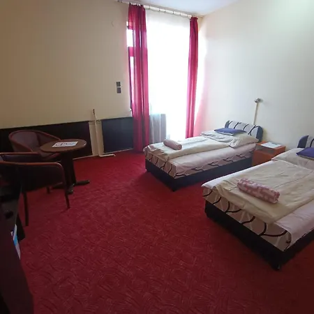Homestay Laci Maganszallashely *