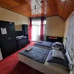 Laci Szallashely * Debrecen