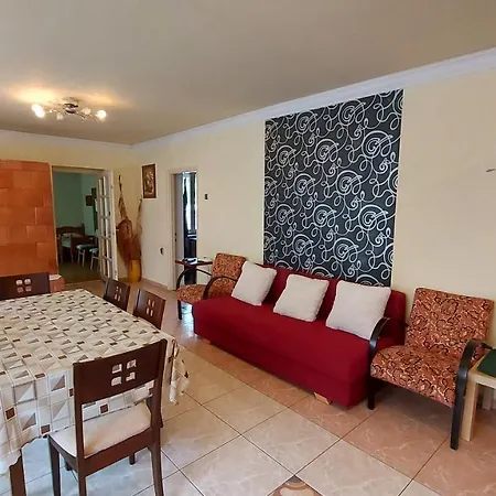 Laci Szallashely Privatunterkunft Debrecen